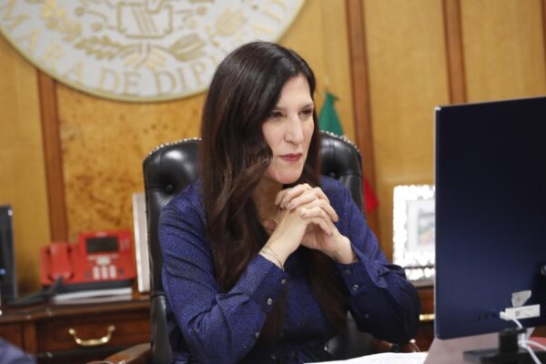 Kenia López Rabadán impulsa un Congreso más transparente y cercano